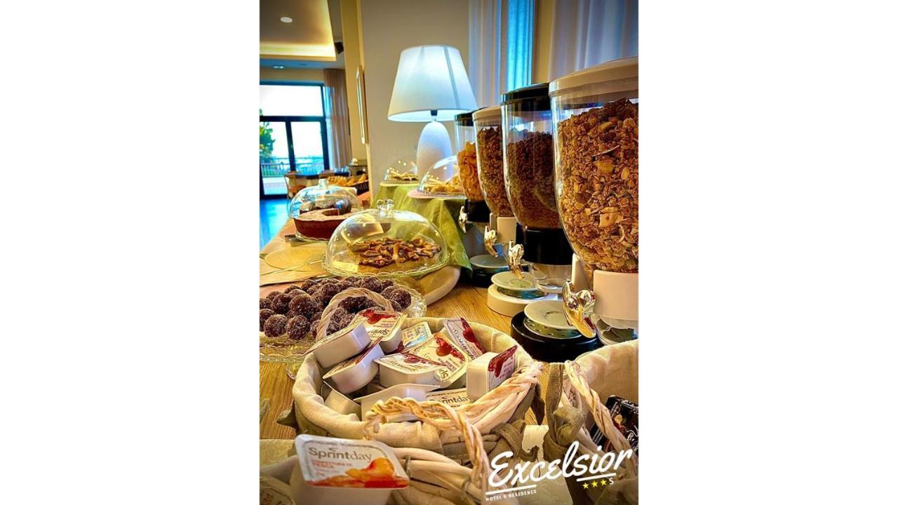 Hotel Excelsior Montesilvano Luaran gambar