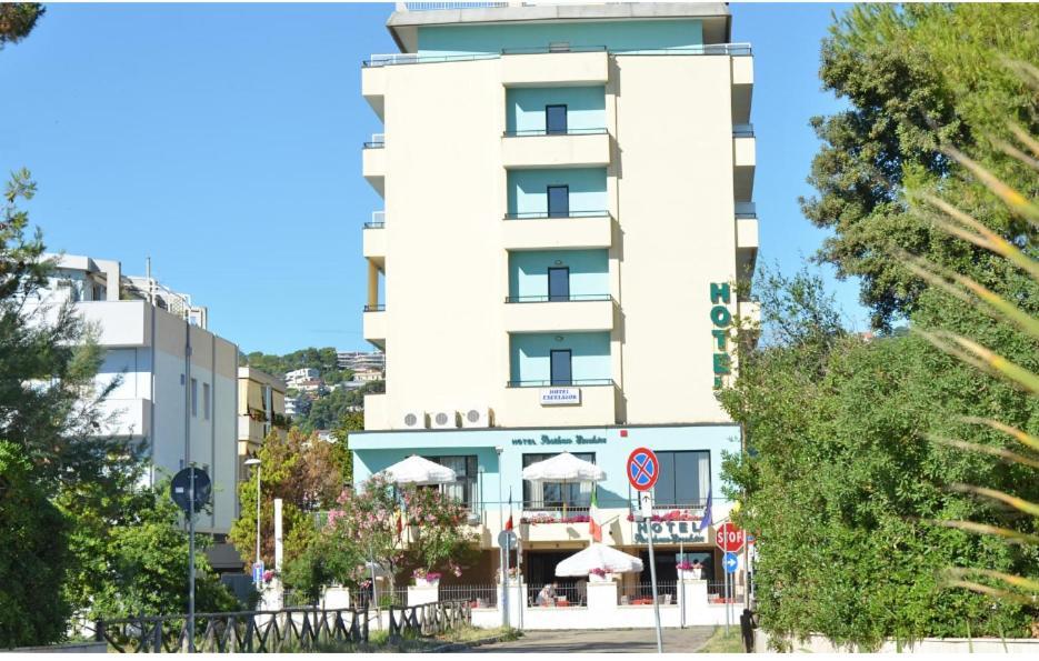 Hotel Excelsior Montesilvano Luaran gambar