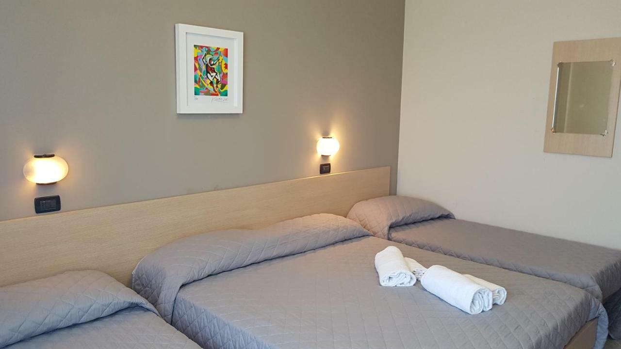 Hotel Excelsior Montesilvano Luaran gambar